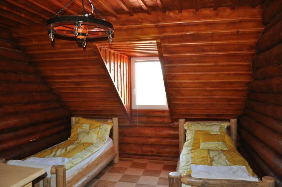 Roenk-Wellness Panzio Mezopeterd B&B 외부 사진